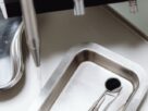 Jak prawidłowo myć i czyścić implant zęba?